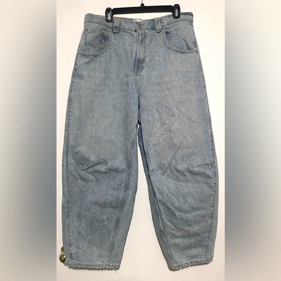 Urban Outfitters BDG Rih Extreme Barrel Mid-Rise Jean 31 - Picture 3 of 5